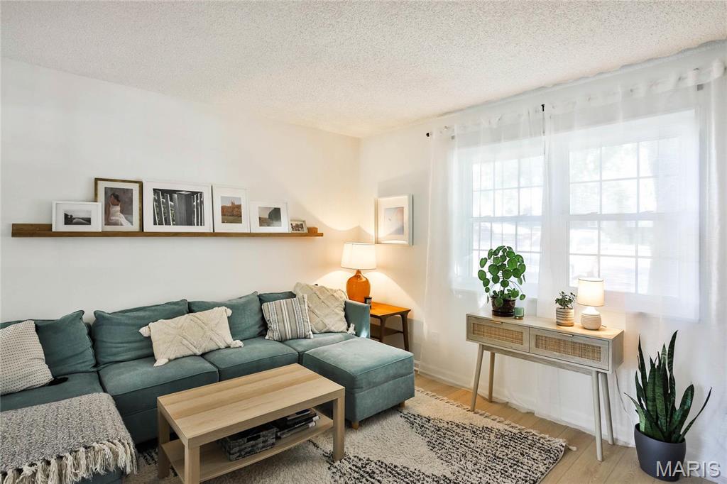 Brentwood Forest Condo Ph Eight - Residential