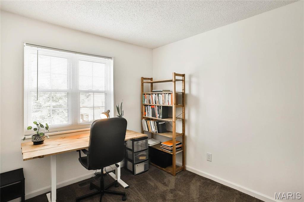 Brentwood Forest Condo Ph Eight - Residential