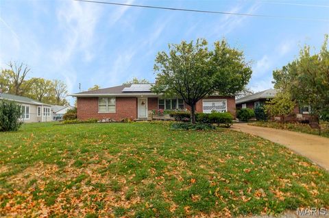 2811 Francis Drive Godfrey IL 62035