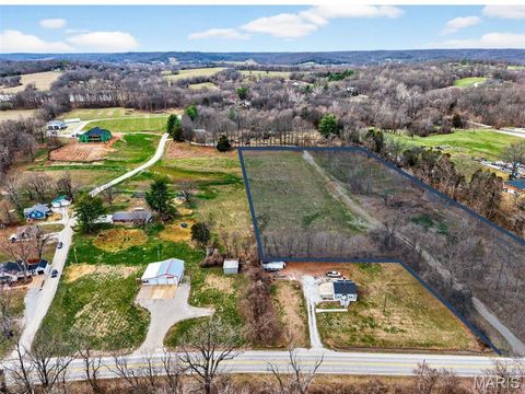 3077 S Highway 94 Defiance MO 63341