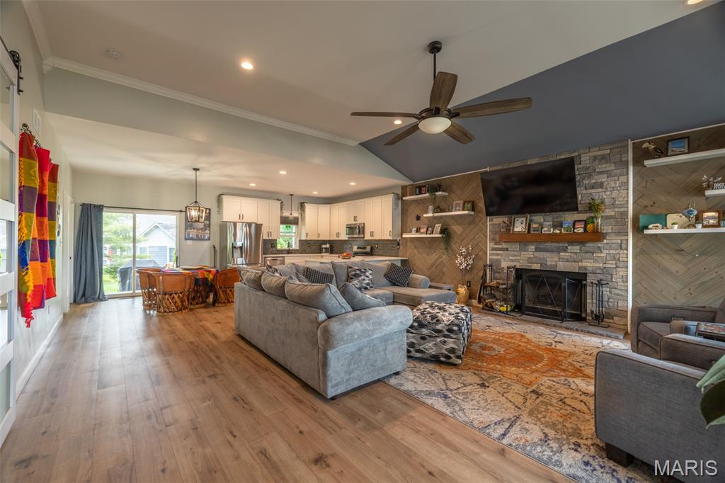 10465 Village Lane