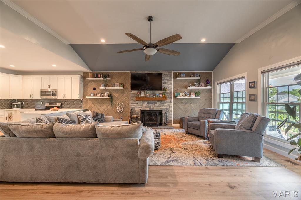 10465 Village Lane