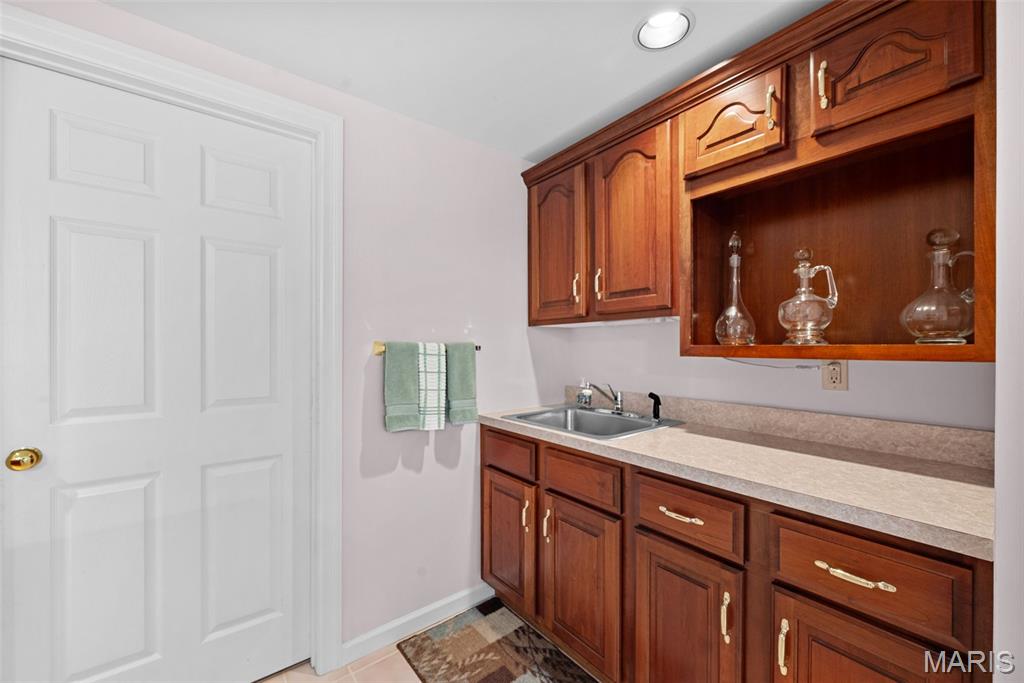 Weldon Spring, Missouri 63304, United States, 4 Bedrooms Bedrooms, ,4 BathroomsBathrooms,Residential,Coming Soon,176110