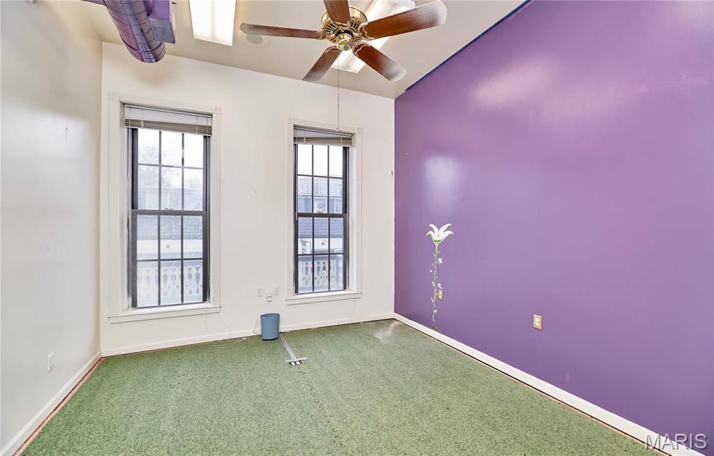 St. Charles - Commercial Sale