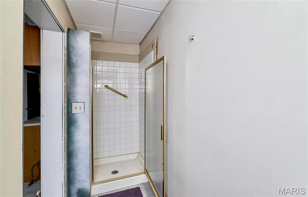 St. Charles - Commercial Sale