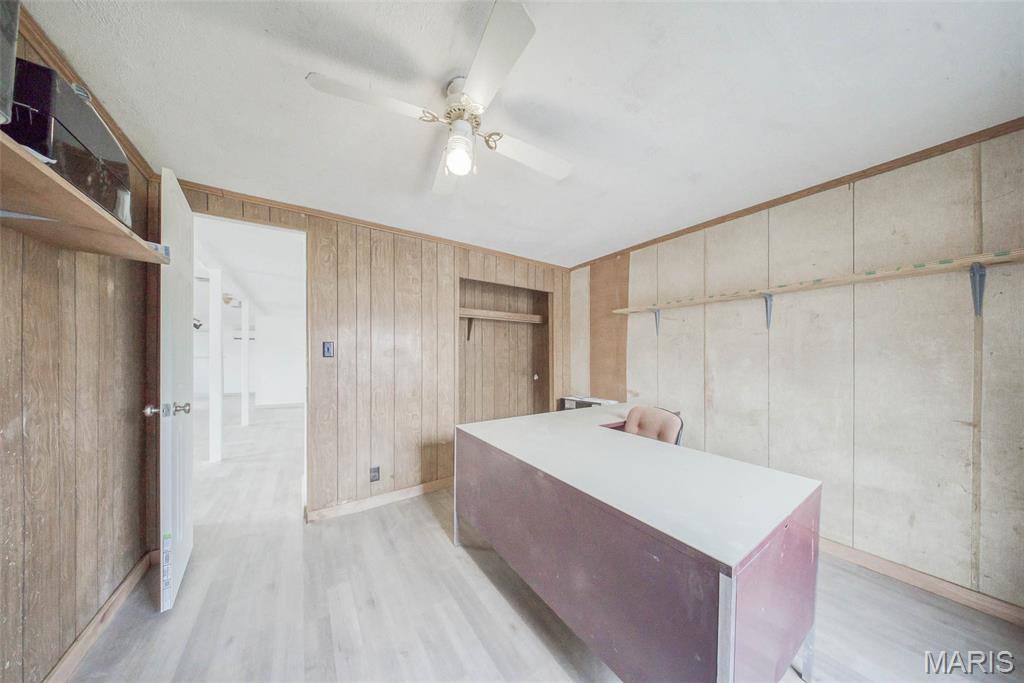 County - Commercial Sale