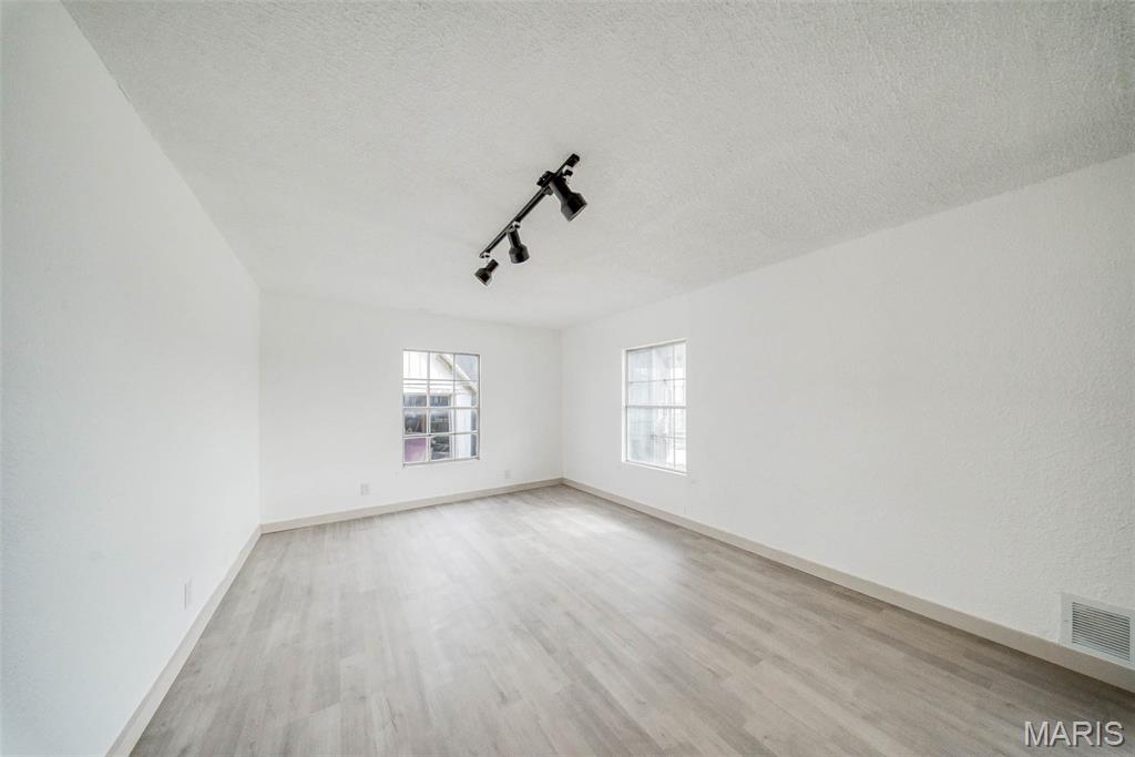 County - Commercial Sale