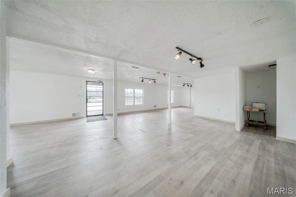 County - Commercial Sale