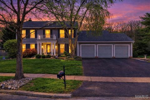 Photo of 556 Red Rock Drive, Ballwin, MO 63011 (MLS # 26023356)
