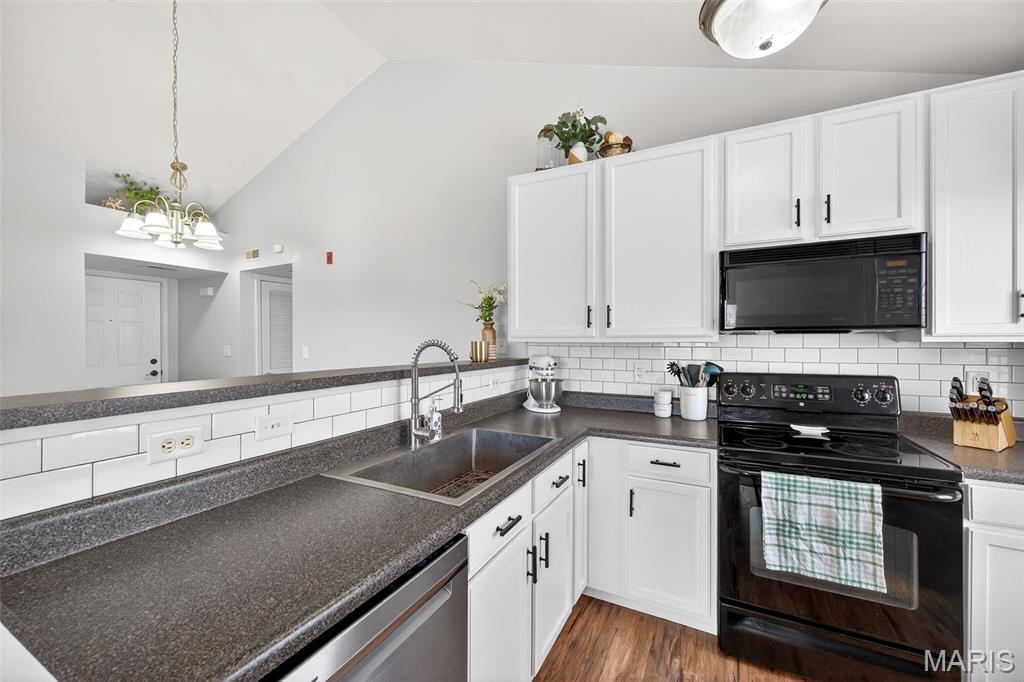 Springhurst Terrace #3 - Residential