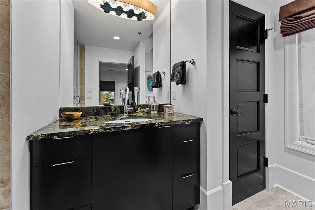 Shaw Park Villas Ph 2 Condo - Residential