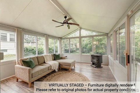 Tiny photo for 125 E Frisco Avenue, Webster Groves, MO 63119 (MLS # 26027930)