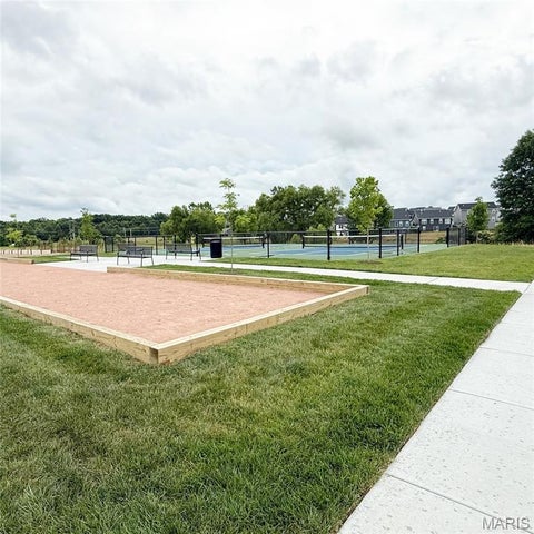 Tiny photo for 934 Little Fieldstone Ct Ct, Wentzville, MO 63385 (MLS # 26036901)