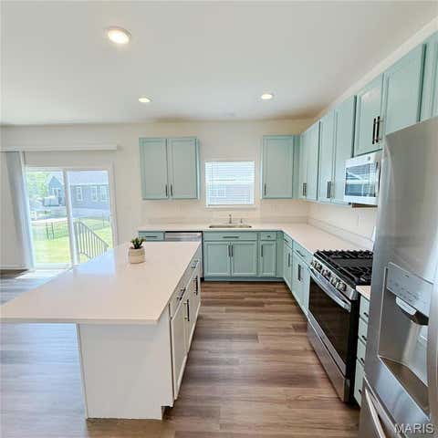 Tiny photo for 934 Little Fieldstone Ct Ct, Wentzville, MO 63385 (MLS # 26036901)