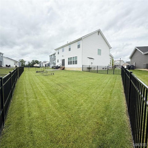 Tiny photo for 934 Little Fieldstone Ct Ct, Wentzville, MO 63385 (MLS # 26036901)