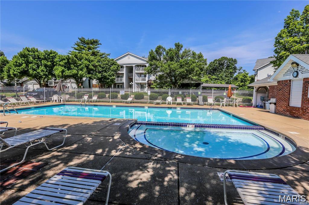 Timber Hills Twnhs Condo - Residential