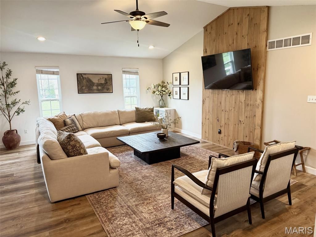 Photo of 1204 Boone Court, Farmington, MO 63640 (MLS # 26032164)