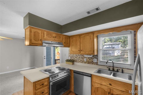 Tiny photo for 1722 Carolina Lane, Cape Girardeau, MO 63701 (MLS # 26068635)