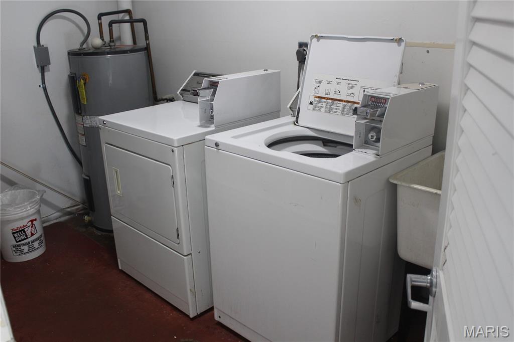 Hazelcrest Iii Condo - Residential