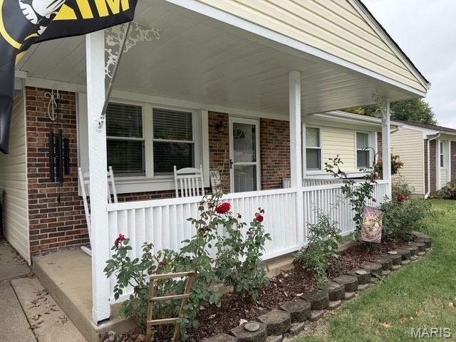 Photo of 2809 Penbrooke Lane, Unincorporated, MO 63301 (MLS # 26066882)