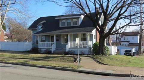 7096 Tholozan Avenue St Louis MO 63109