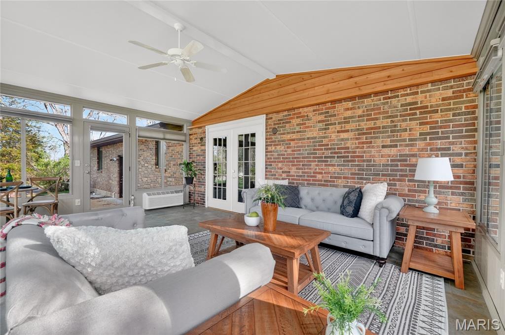 Indian Hills - Residential