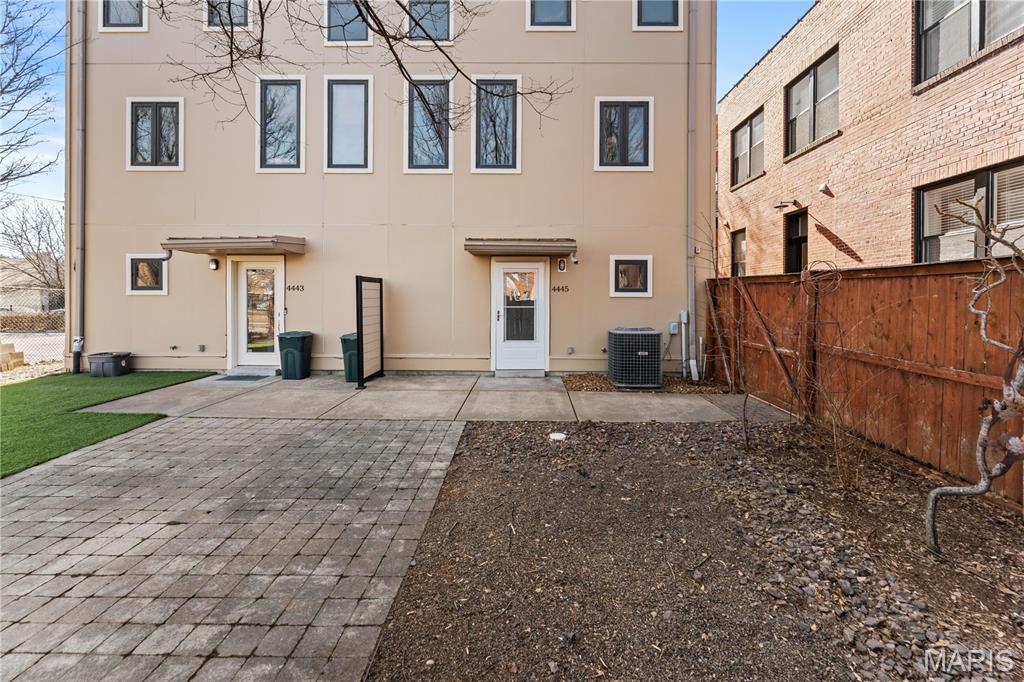 4443 Olive Street Twnhse - Residential