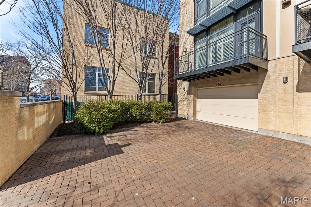 4443 Olive Street Twnhse - Residential