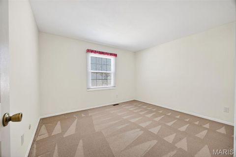 Tiny photo for 15024 Lake Clay Drive, Chesterfield, MO 63017 (MLS # 26003179)