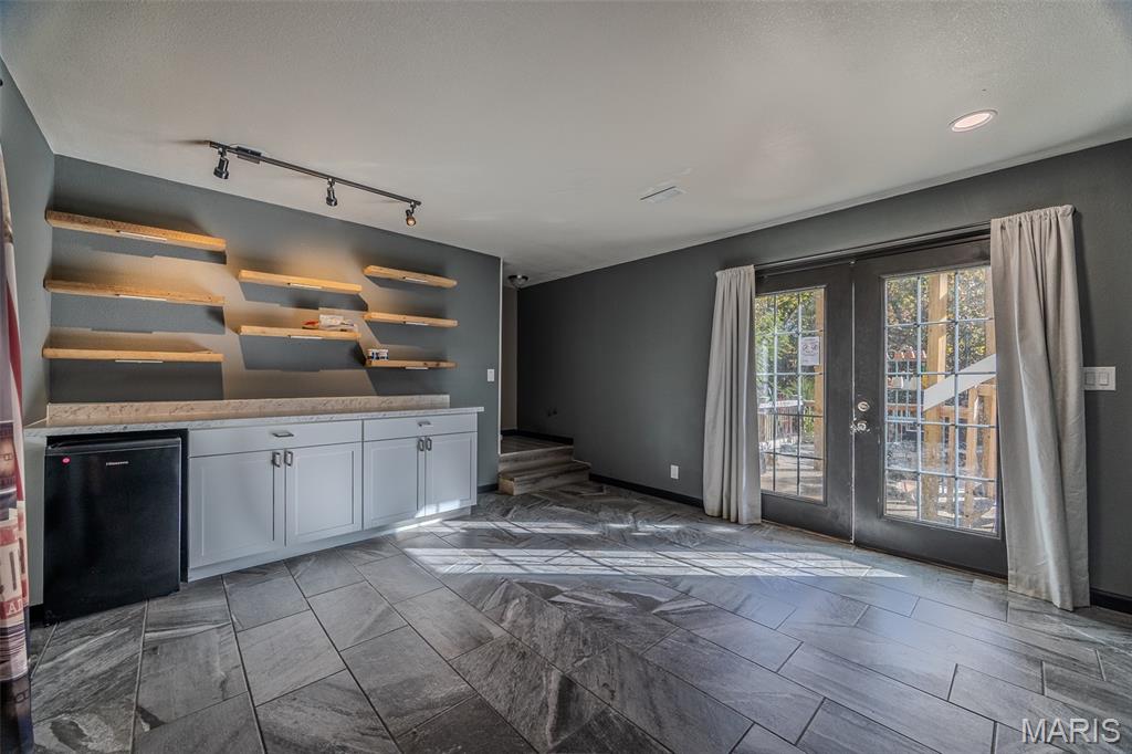 Hummingbird - Residential