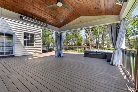 Tiny photo for 1 Forest Glen Lane, Kirkwood, MO 63122 (MLS # 26021352)