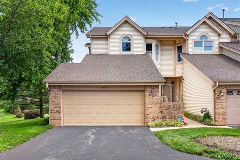Photo of 13023 Autumn Fields Court, St Louis, MO 63146 (MLS # 26036532)