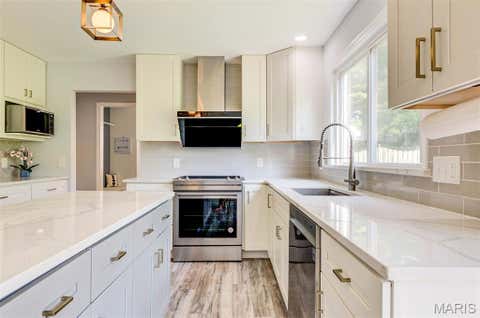 Tiny photo for 14455 White Pine Ridge Lane, Chesterfield, MO 63017 (MLS # 26052354)