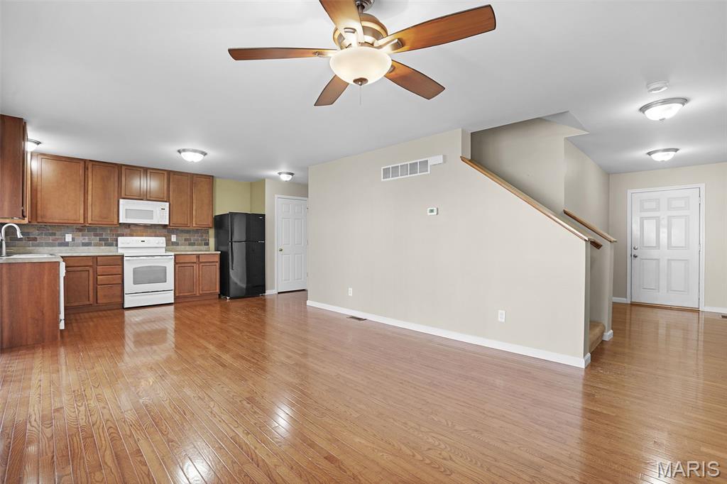 Vlgs At Springhurst #1 - Residential