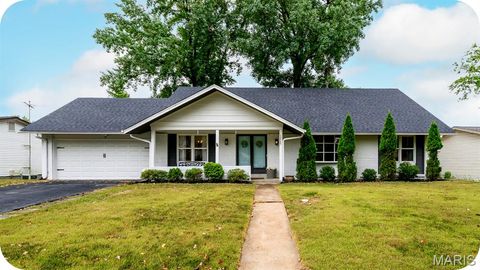 12930 Ferntop Lane Creve Coeur MO 63141