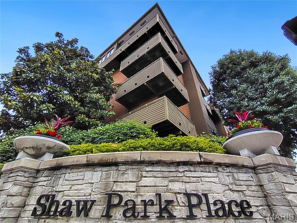 Shaw Park Place Condo - Residential