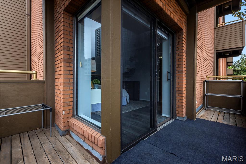 Shaw Park Place Condo - Residential