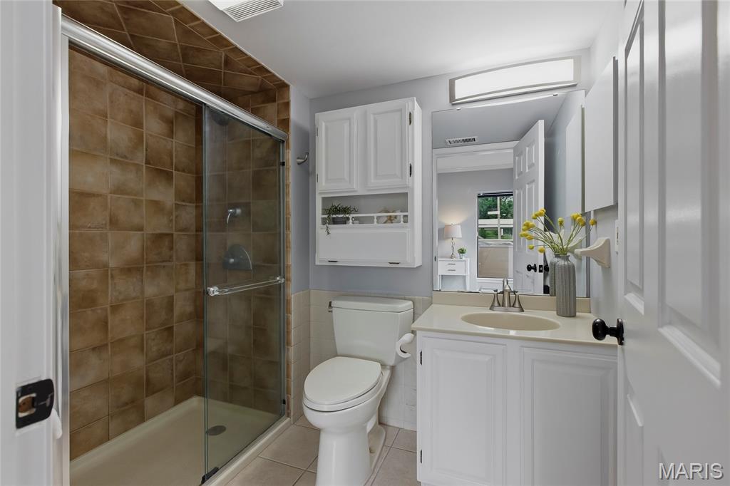 Shaw Park Place Condo - Residential