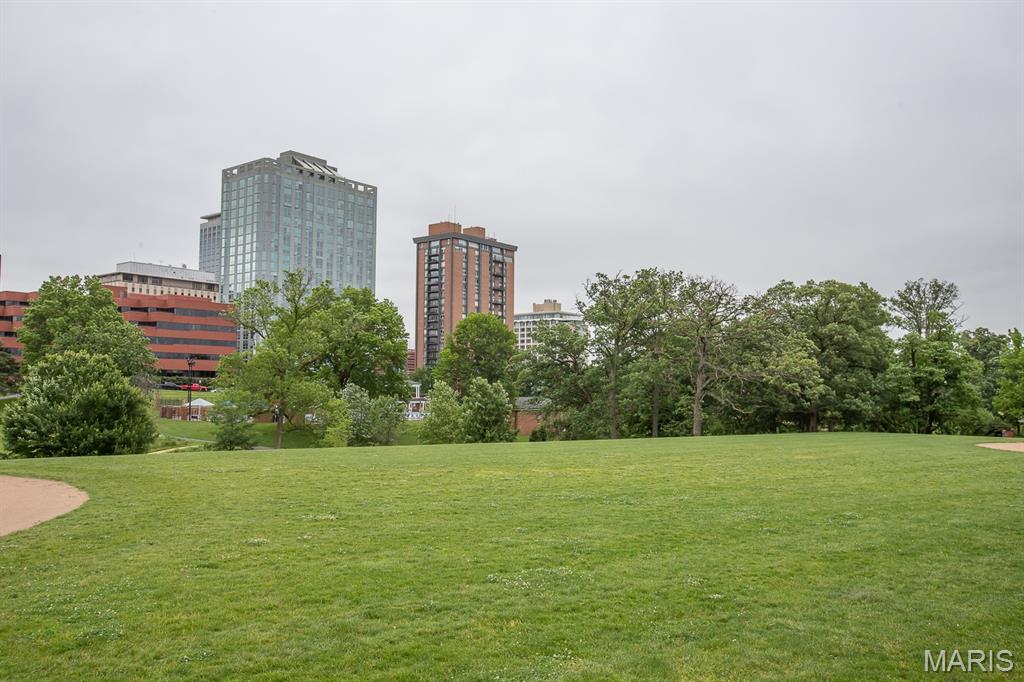 Shaw Park Place Condo - Residential
