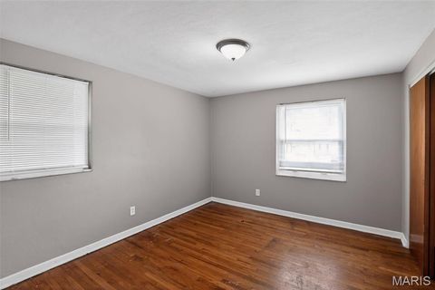 Tiny photo for 1001 Olympia Drive, St Louis, MO 63135 (MLS # 26026453)