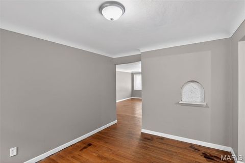 Tiny photo for 1001 Olympia Drive, St Louis, MO 63135 (MLS # 26026453)