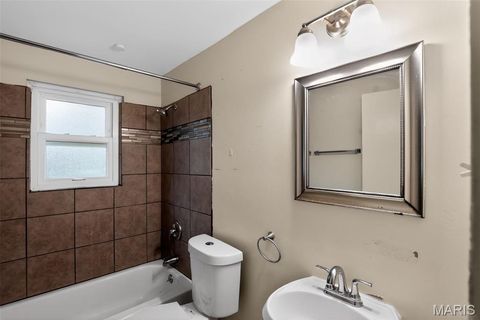 Tiny photo for 1001 Olympia Drive, St Louis, MO 63135 (MLS # 26026453)
