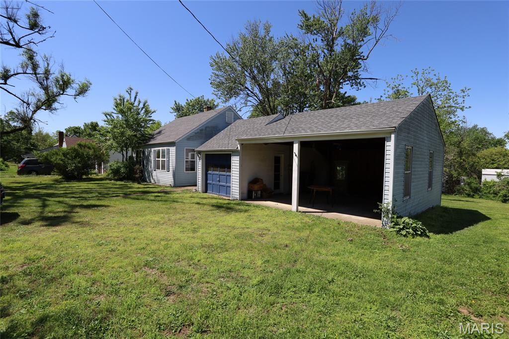 Photo of 804 Richeson Road, Potosi, MO 63664 (MLS # 26024638)