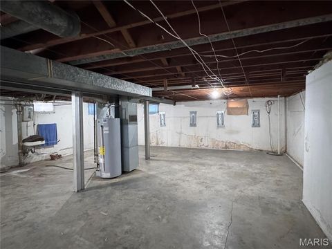 Tiny photo for 904 2nd Street, Troy, MO 63379 (MLS # 25071022)