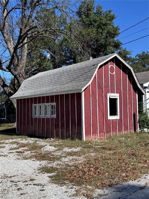 Tiny photo for 904 2nd Street, Troy, MO 63379 (MLS # 25071022)