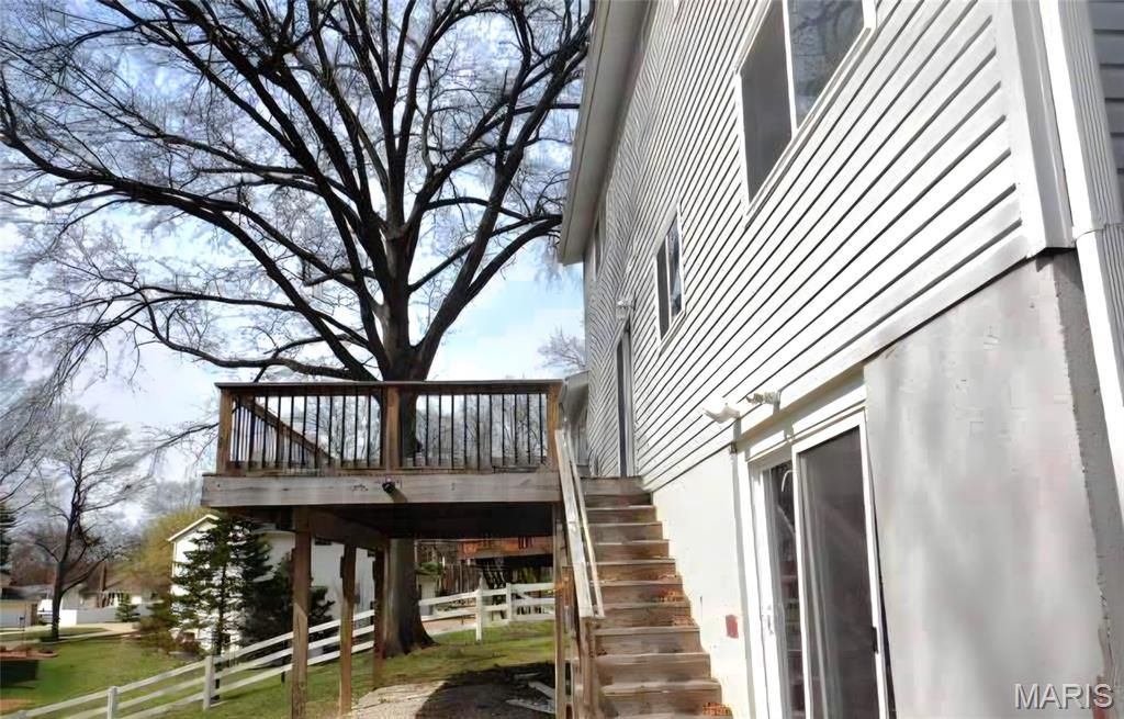 Photo of 3 Silveroak Drive, Manchester, MO 63021 (MLS # 26020365)