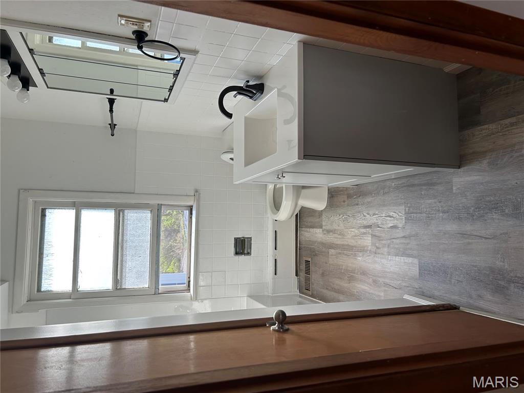 n/a - Residential Income