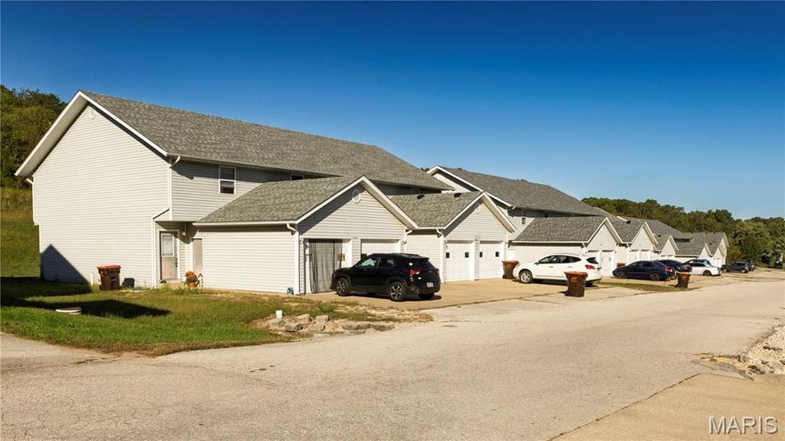 Hunter’s Point Townhomes is an 84-unit multifamily opportunity located in Waynesville, Missouri.

Constructed in 2006, the residential property features 84 rental townhomes throughout 21 buildings and offers an investor the rare opportunity to acquire a stabilized asset with a proven operating performance and tremendous upside potential. With private entrance townhomes and large unit sizes, the Property appeals to a diverse group of residents, including young professionals, families and senior citizens.

The Property enjoys a historically strong occupancy rate, currently 100%. This offers an investor the opportunity to acquire a well-performing property in a stable market, and with upside potential rent
growth through unit upgrades.