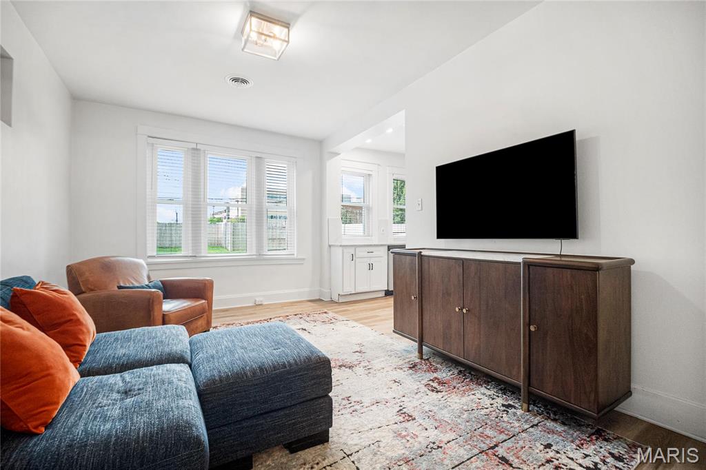 Hi Pointe - Residential