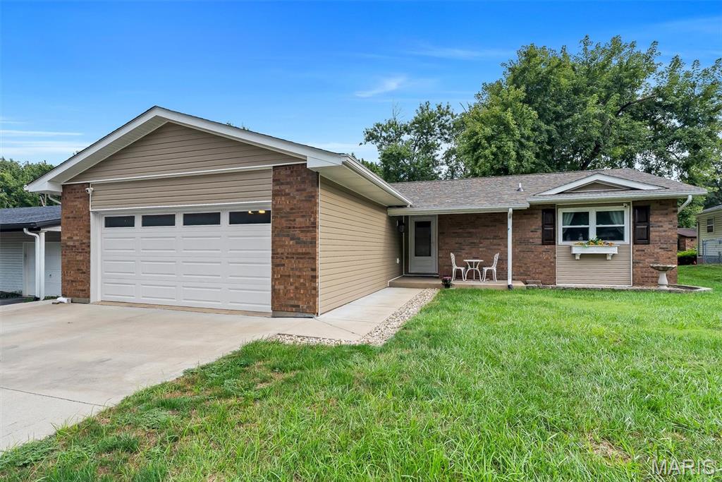 104 Meadow Lane